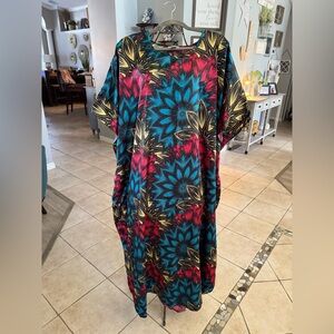 Vibrant colors  Winlar Kaftan one size fits most